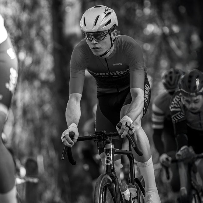 Trainingsvoeding vs. Wedstrijdvoeding: De Kunst van het Variëren