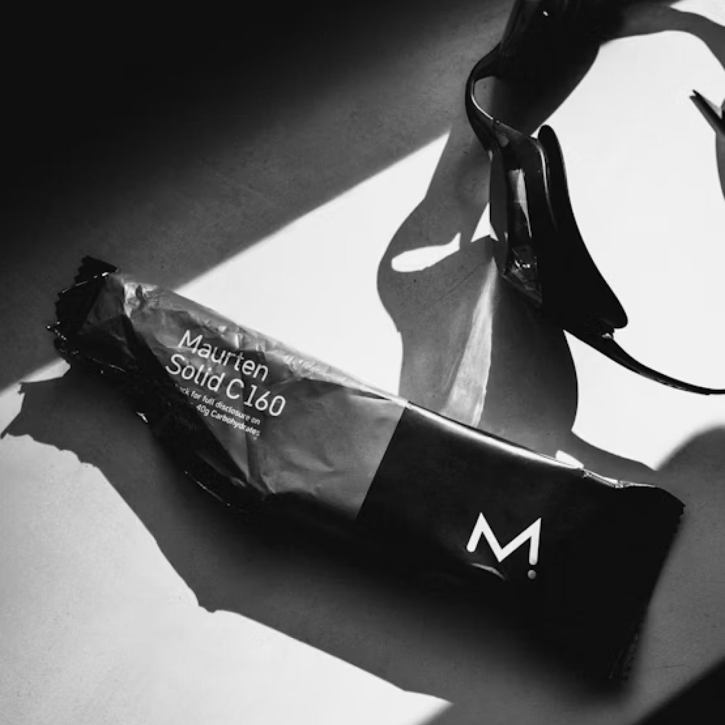 Maurten Solid C 160 – licht verteerbare sportreep met chocoladesmaak verkrijgbaar bij sportvoedingdirect